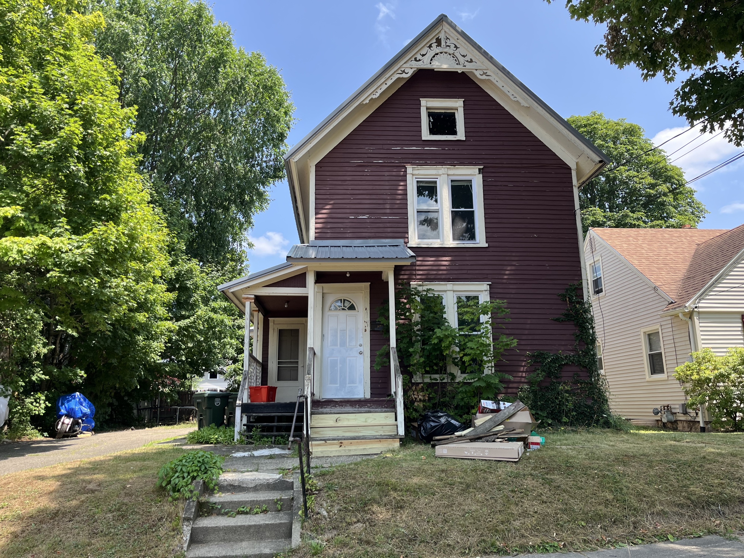111 Myrtle Street - 2